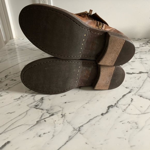 UGG Quilted Conor Fawn Boots 6 - Picture 6 of 16